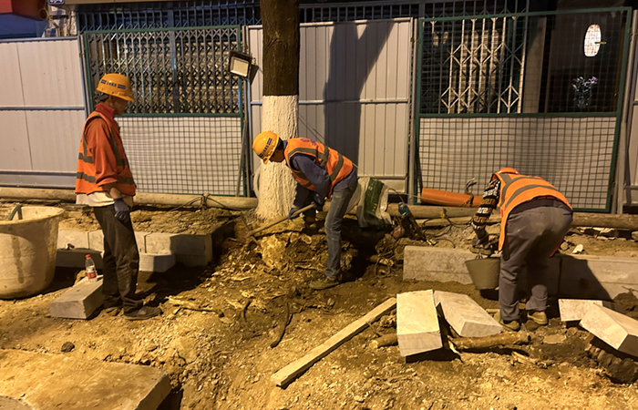 1711529733355549.jpg 小圖-五華區(qū)2023年老舊小區(qū)及周邊配套基礎設施提升改造項目順利完成3.30節(jié)點目標3.jpg